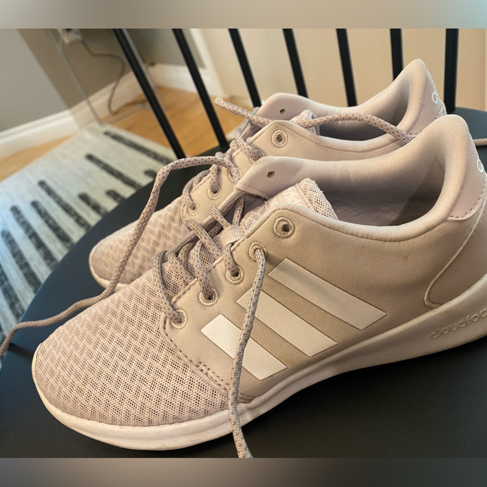 Adidas - women’s tennis shoe size 7 color: soft pink. Great condition.